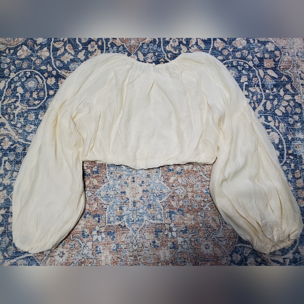 Emory Park Crop Top Long Puff Sleeve cropped blouse Ivory cream New Large - Picture 4 of 13